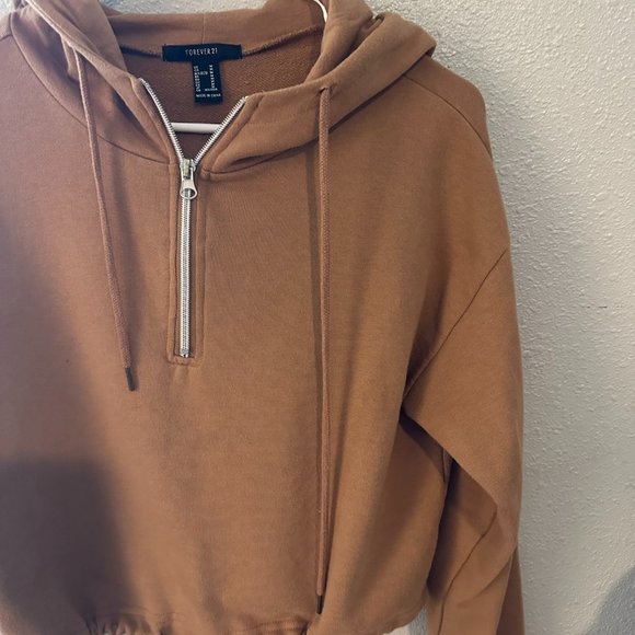 Cropped zip-up - Picture 2 of 3